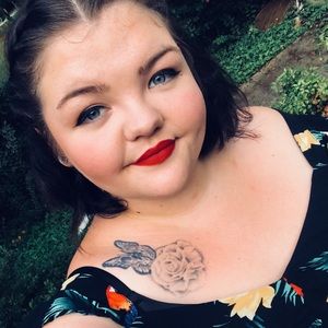 Meet your Posher, Kaitlynn